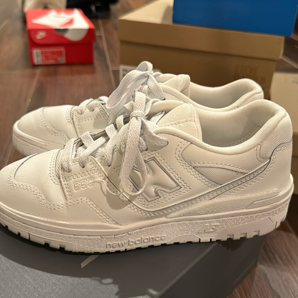 New Balance 550